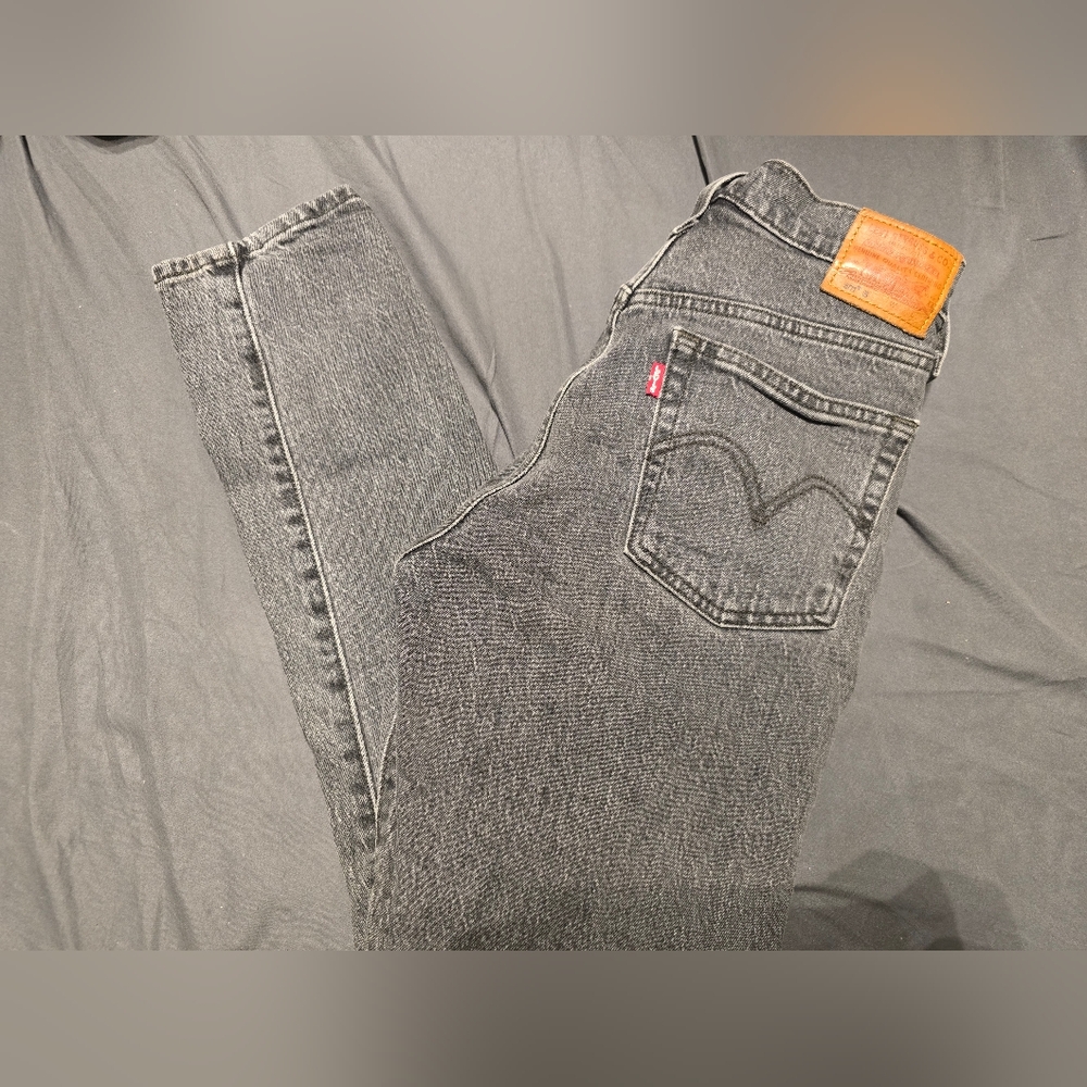Levi's Premium 501 Skinny women's jeans W26L28